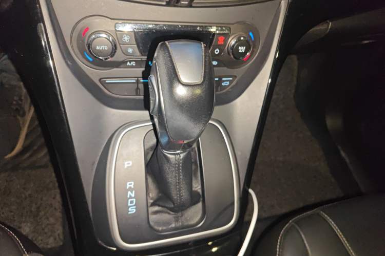 Used Ford Kuga 2013 2.0L GTDi Four-Wheel-Drive Sport Model