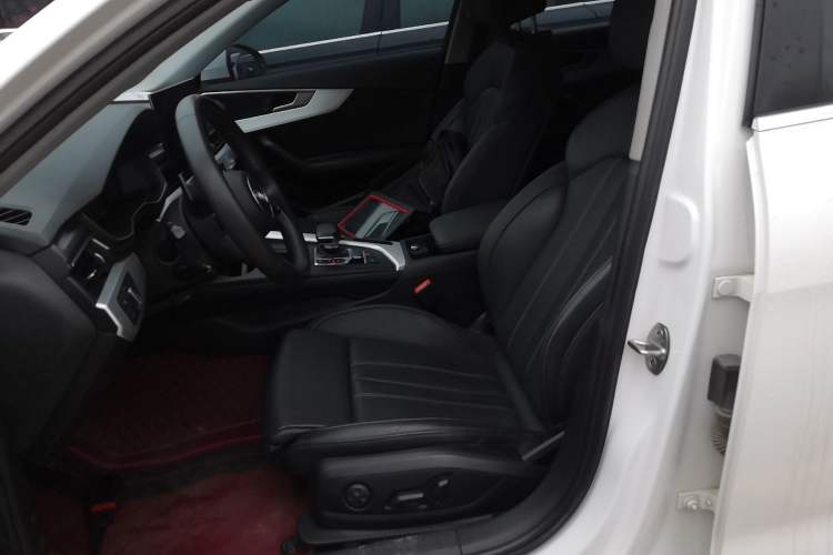 Used Audi A4L 2020 40 TFSI Fashion Dynamic Model
