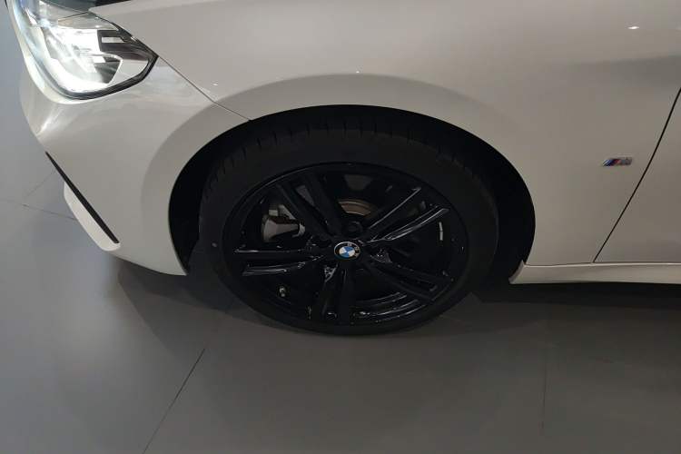 Used BMW 1 Series 2023 125i M Sport Night Edition Exterior 1