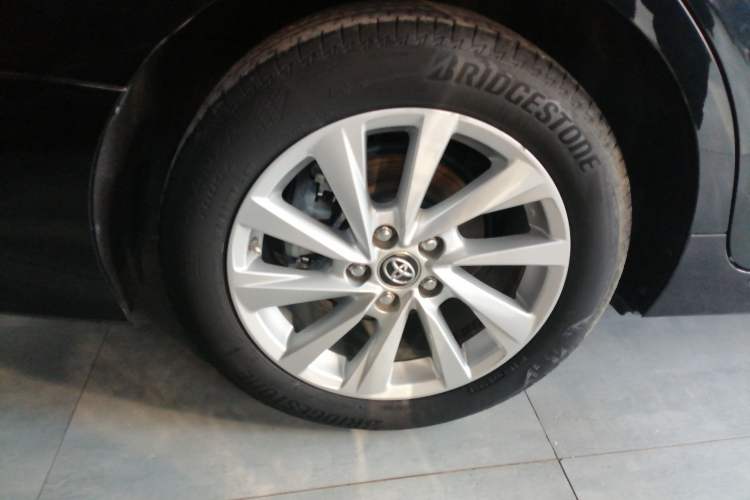 Used Toyota Camry 2023 2.0G Luxury Edition
