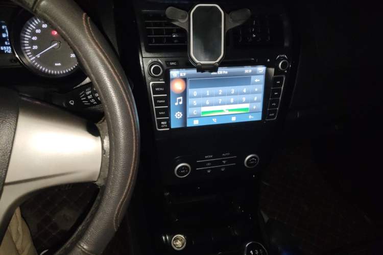 Used HYOSOW S3 2015 1.5L Luxury Model China V Standard