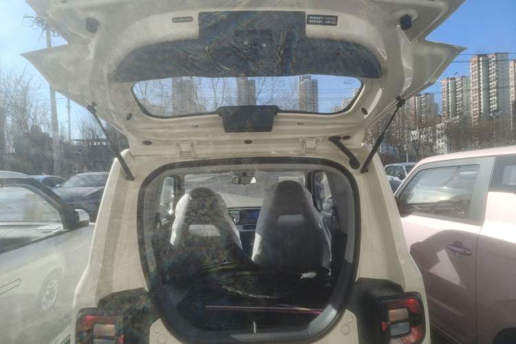 Used Geely Galaxy Panda 2025 210 km – Yuanqi Bear
