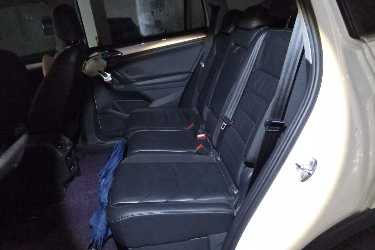 Used Volkswagen Tiguan L 2017 330TSI Automatic Two-Wheel Drive Comfort Edition
