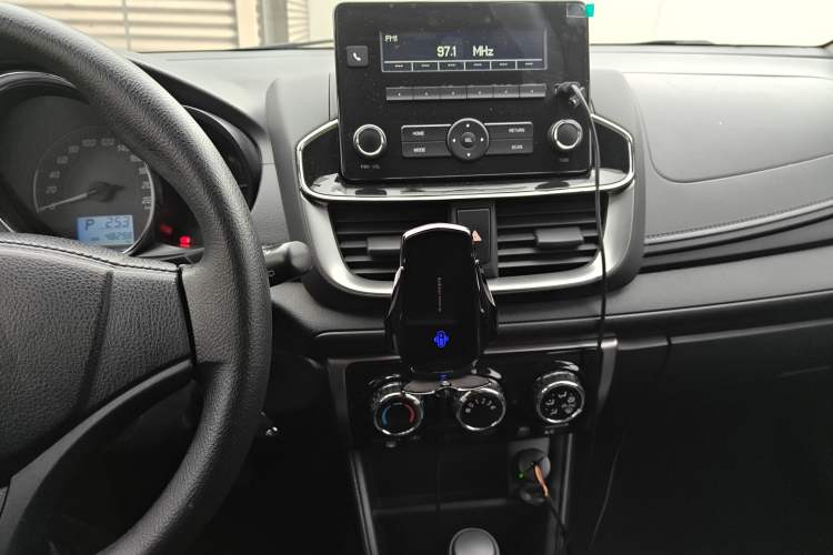 Used Toyota YARiS L Zhi Xuan 2020 1.5L CVT Leading Edition Audio And AC Panel