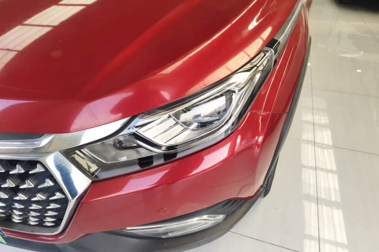 Used Luxgen U5 SUV 2017 1.6L CVT Prestige Edition
