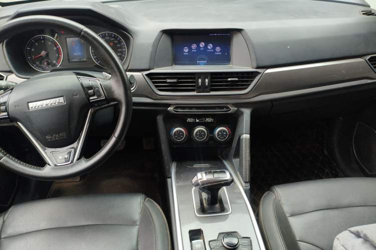 Used Haval H6 2019 Sport Edition 1.5T Automatic Two-Wheel Drive Elite Model China VI Audio And AC Panel