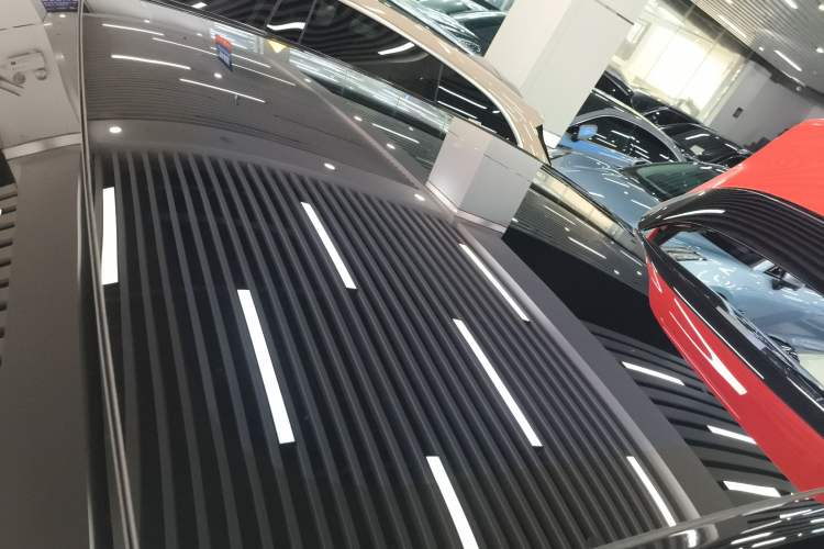 Used Avatr 06 2025 Pro Range-Extended Edition Roof