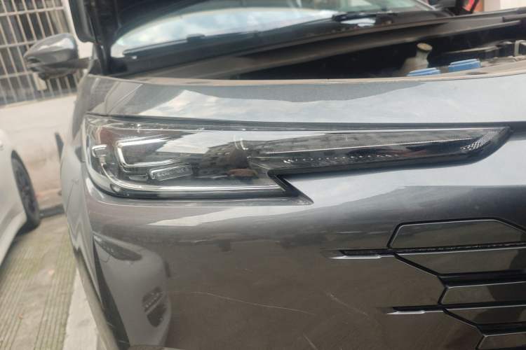 Used CHANGAN UNI-K iDD 2023 Smart Electric iDD 1.5T 135km Smart Leading Model Right Front Headlight