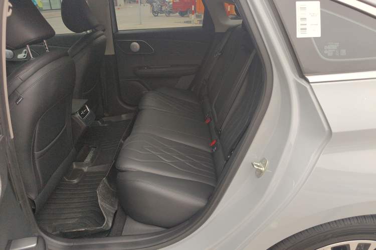 Used Chery Fengyun A8L 2025 1.5 TGDI 145 km Luxury Version