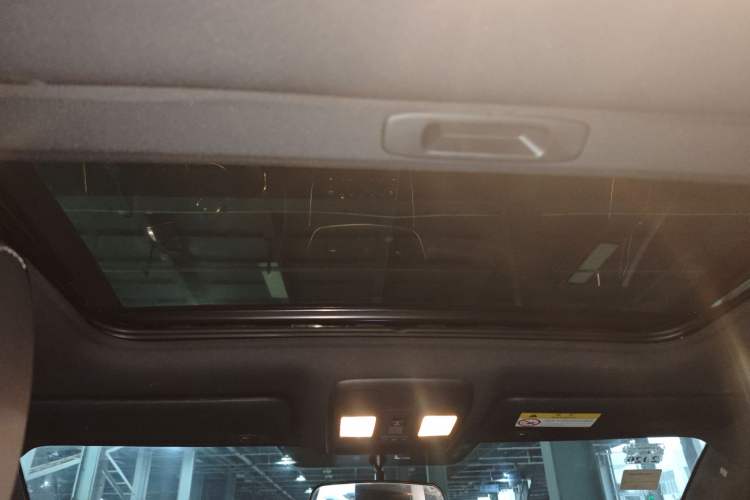 Used Mazda CX-4 2016 2.0L Automatic 2WD Blue Sky Luxury Edition Headliner