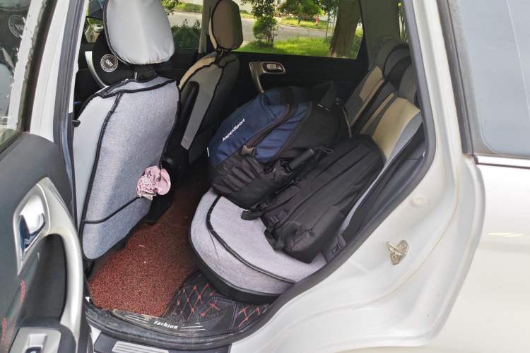 Used Haval H6 2017 Classic Edition 1.5T Automatic Two-Wheel Drive Elite Model Left Rear Seat