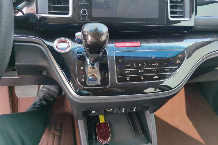 Used Honda Elysion 2019 2.0L Hybrid Luxury Edition