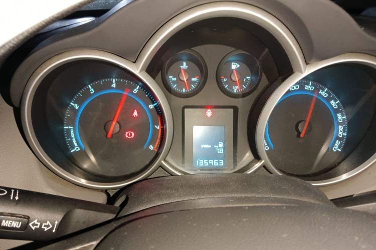 Used Chevrolet Cruze 2013 1.6L SL Sunroof Edition MT