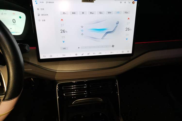 Used BYD Tang New Energy 2024 DM-i Glory Edition 112KM Prestige Model