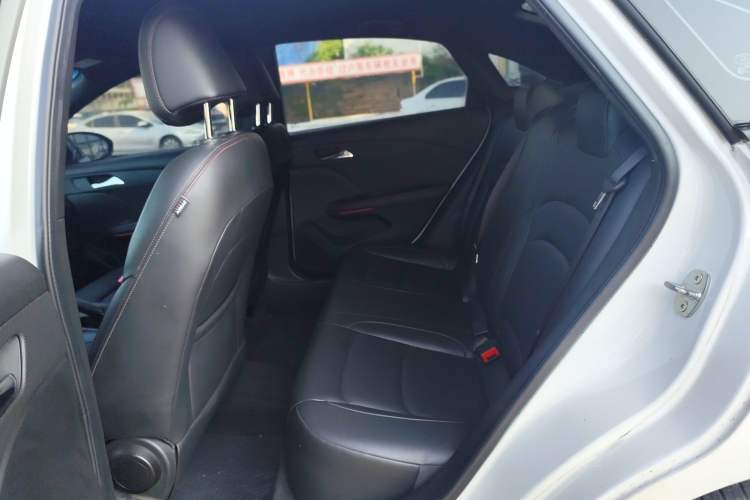 Used Chevrolet Monza 2020 Light Hybrid RS 330T Automatic Comfort Edition Left Rear Seat