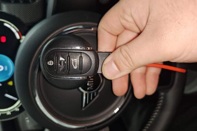 Used MINI MINI 2022 2.0T COOPER S Artist