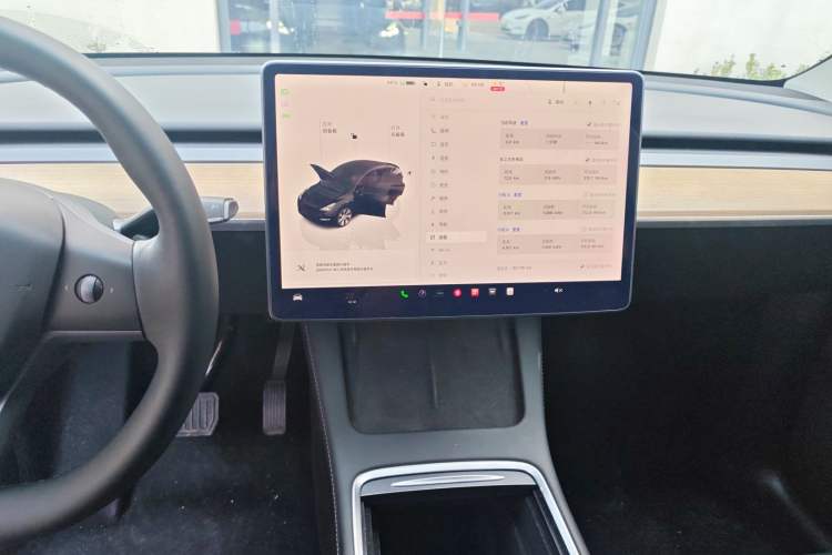 Used Tesla Model Y 2021 Long-Range All-Wheel-Drive Version 3D7 Audio And AC Panel
