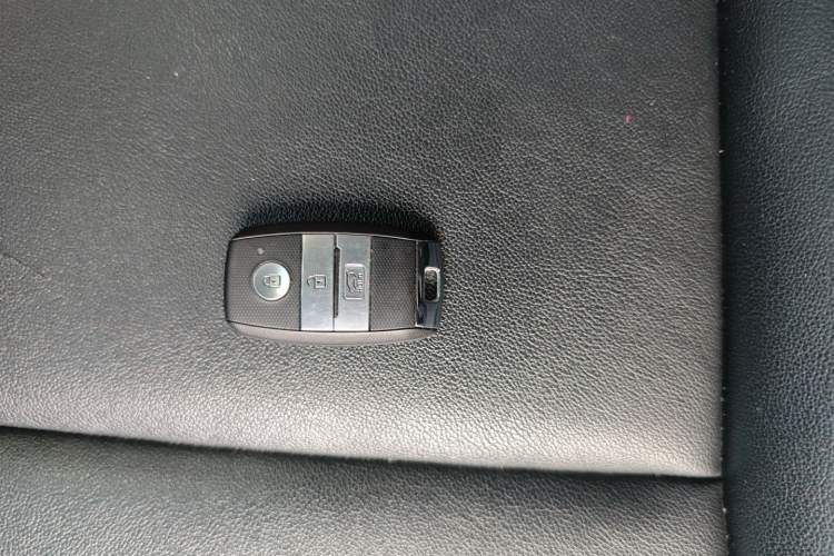 Used Kia KX5 2016 2.0L Automatic 2WD GLS
