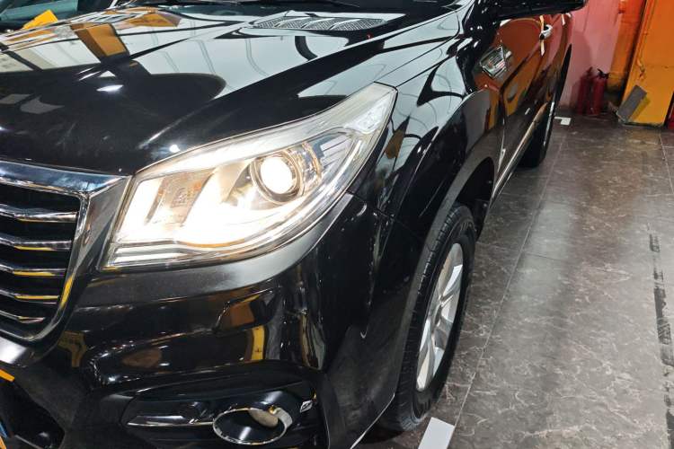 Used Haval H9 2017 2.0T Gasoline 4x4 Luxury 7-Seater