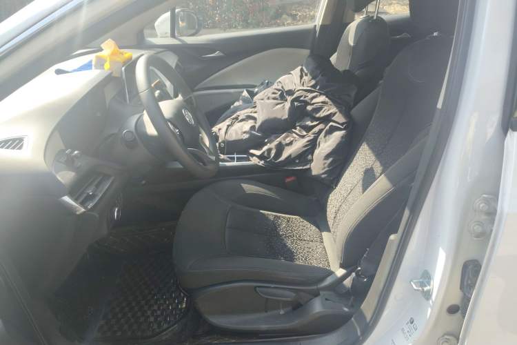 Used Buick Velite 6 2022 Plug-in Hybrid Connected Fashion Model Left Front Seat