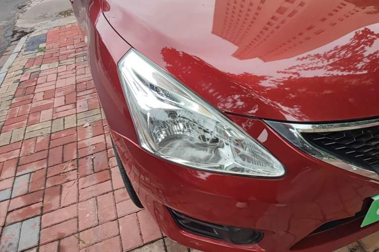 Used Nissan Tiida 2014 1.6L CVT Comfort Model
