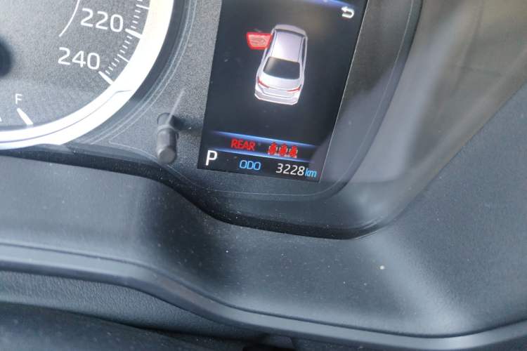 Used Toyota Corolla 2021 1.2T S-CVT Elite PLUS Edition Odometer Close Up