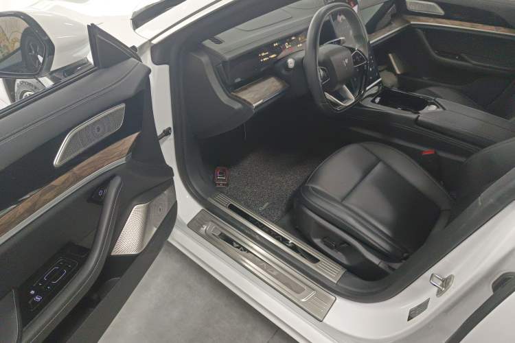 Used NETA S 2022 Extended-Range Version 1160 km Range Rear-Wheel-Drive Compact Edition