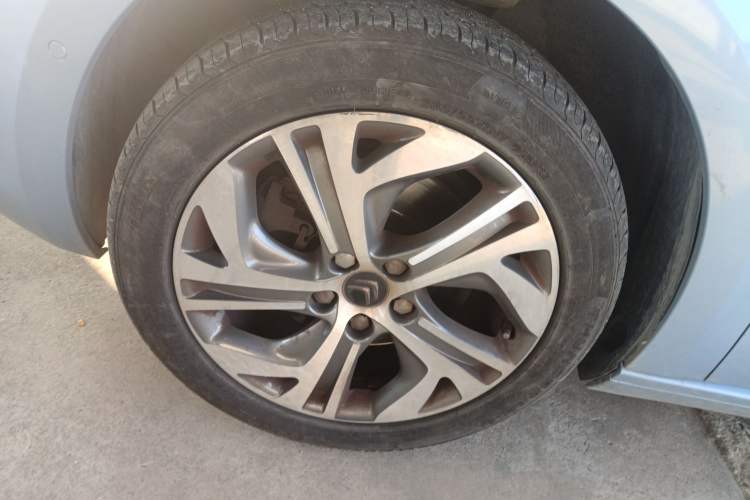 Used Citroen C4 Picasso 2015 1.6T Luxury 5-Seat Model
