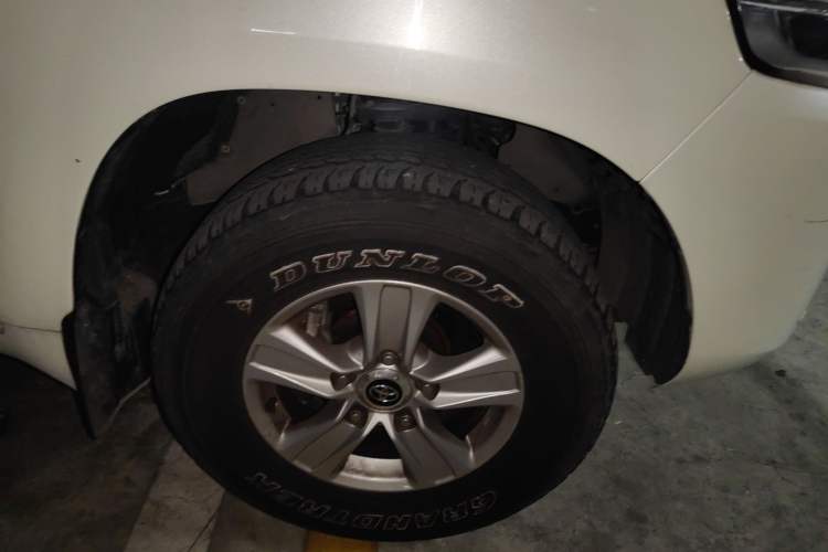 Used Toyota Land Cruiser 2016 4.0L Automatic GX-R Exterior 7