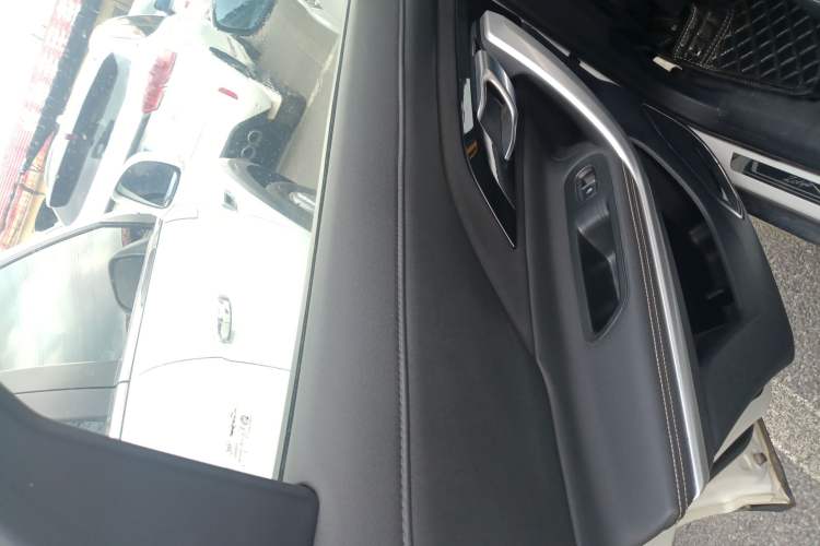 Used Zotye T500 2018 1.5T Manual Luxury Model Left Rear Door Interior