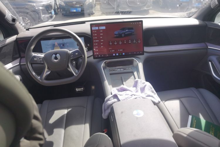 Used Denza N9 2025 Prestige Version
