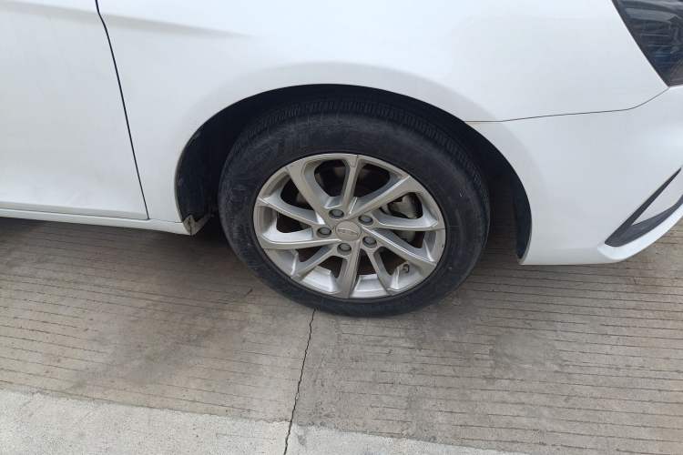 Used Geely Auto Emgrand 2021 UP 1.5L Manual Luxury Model