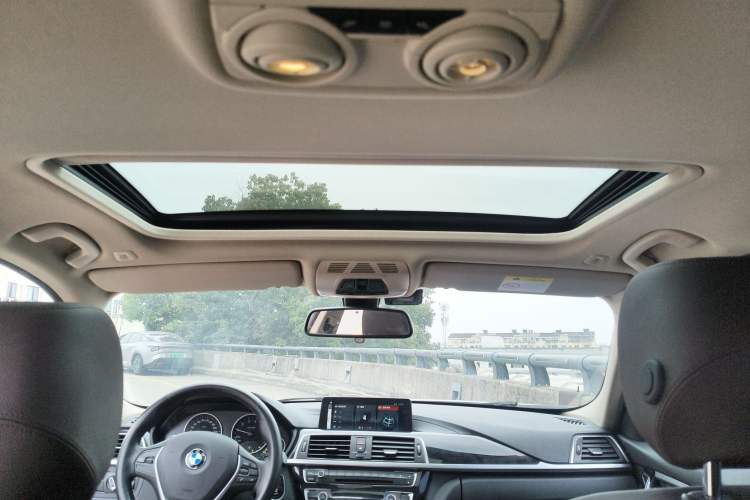 Used BMW 3 Series 2019 320Li Fashion Model
