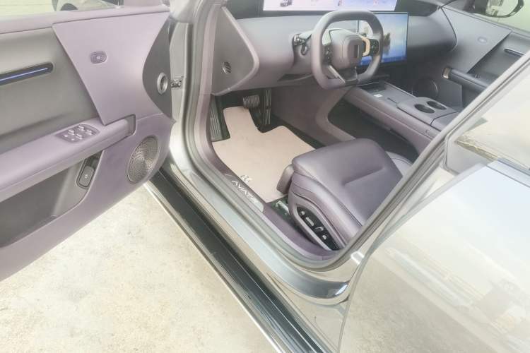 Used Avatr 06 2025 Ultra Pure Electric Edition Driver Seat