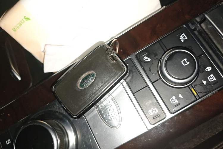 Used Land Rover Range 2021 3.0 L6 Century Extended Classic Edition