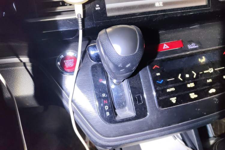 Used Honda Elysion 2016 2.4L Luxury Edition
