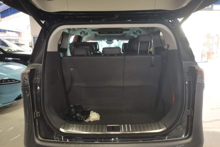 Used Buick GL8 New Energy 2025 Lu Shang Luxury Edition 7-Seater