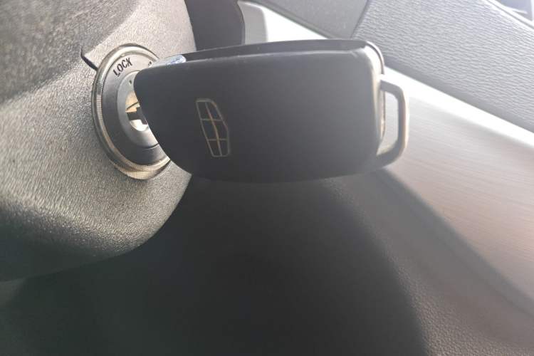 Used Geely Auto Vision 2017 1.5L Manual Happiness Edition
