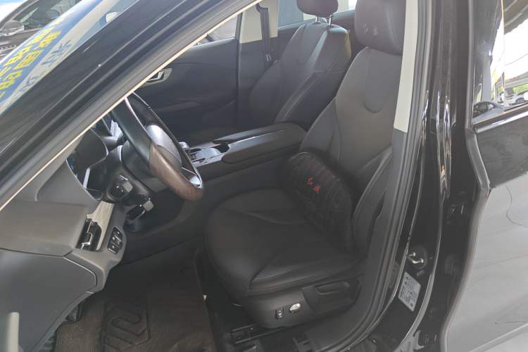 Used Hongqi E-QM5 2023 620km PLUS
