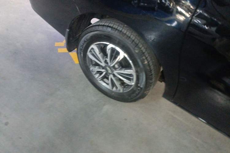 Used JAC Refine M3 2025 1.5T Manual Comfort Edition 7/8 Seats
