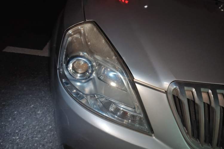 Used Buick Excelle 2013 1.5L Manual Classic Model
