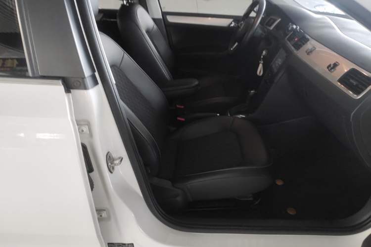Used Skoda Rapid Spaceback 2019 Revised Version 1.5L Automatic Comfort Edition China V Standard