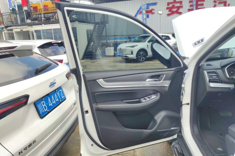 Used Roewe RX8 2019 30T Two-Wheel Drive Supreme Flagship Edition