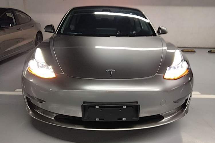 Used Tesla Model 3 2022 Performance High-Performance All-Wheel-Drive Version
