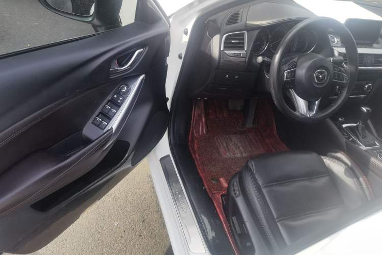 Used Mazda Atenza 2017 2.0L Blue Sky Luxury Edition