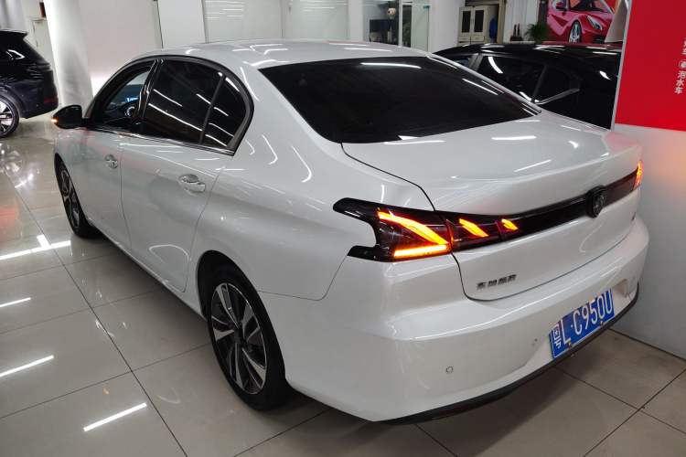 Used Peugeot 408 2022 1.6T Light-Chasing Edition Rear Left 45 Deg