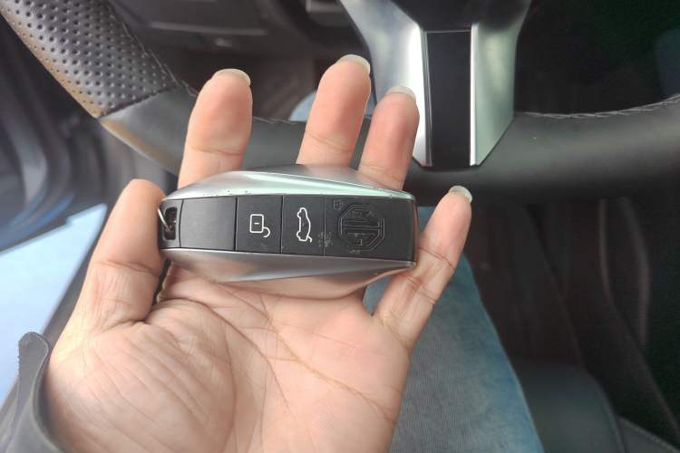 Used MG 7 2023 1.5T DCT Luxurious Supreme Edition