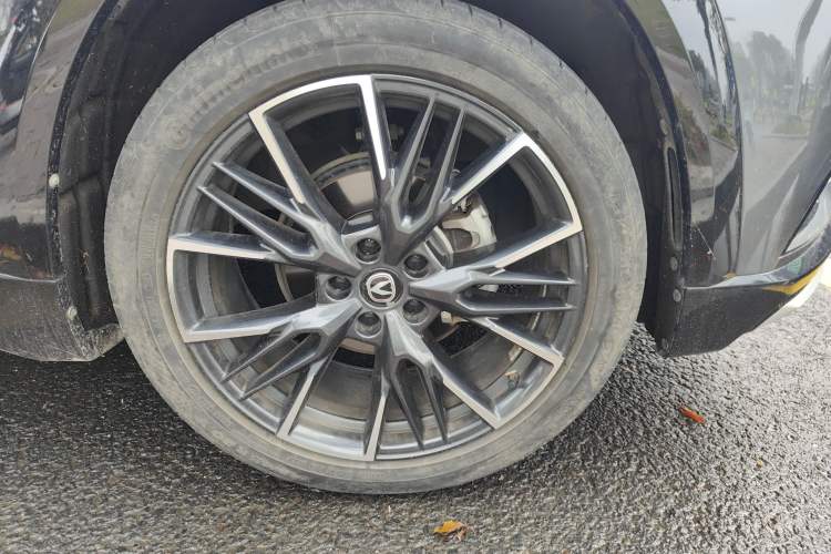 Used CHANGAN UNI-T 2023 Second-Generation 1.5T Prestige Model Exterior 7