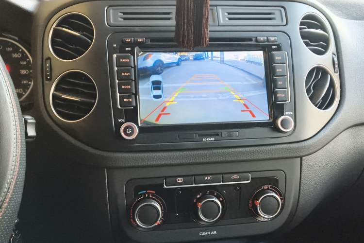 Used Volkswagen Tiguan 2016 280TSI Automatic Two-Wheel-Drive Silk Road Style Edition
