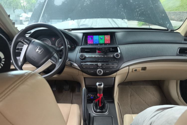 Used Honda Accord 2012 2.0L MT
